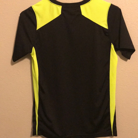 Neon Nike Dri-Fit T-shirt - Picture 2 of 3